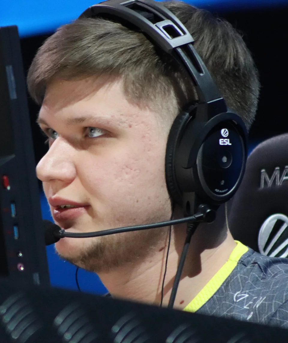 s1mple 职业风格资料照片,非本站服务者